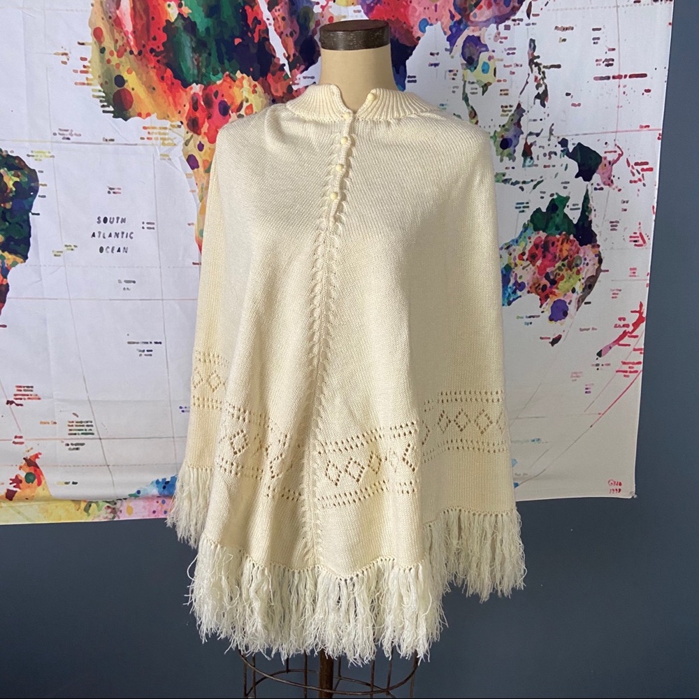 Soft creamy Vintage poncho with fringe